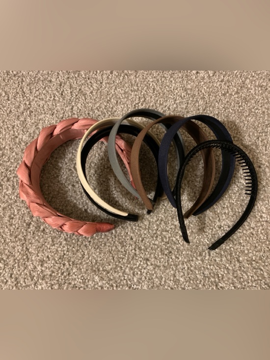 Accessories - Assorted Women’s Headbands - Pink, Black, Navy, Brown, Gray, Cream